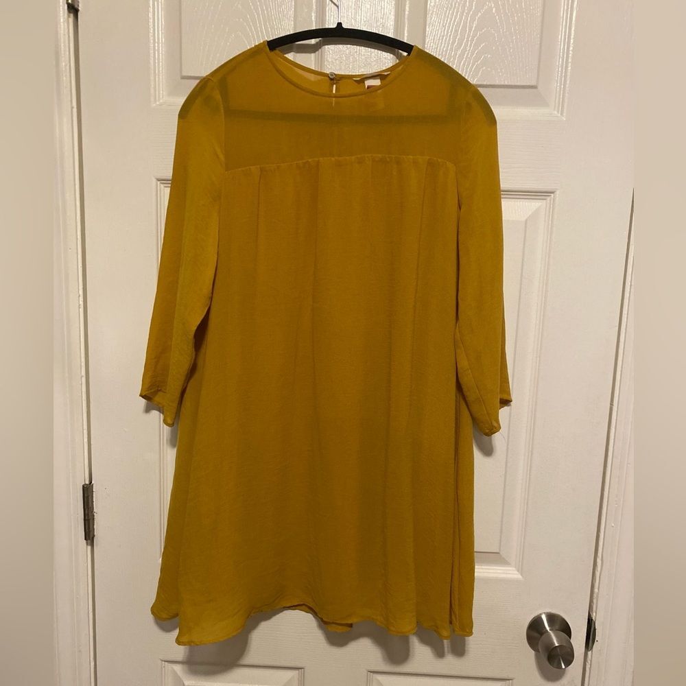 H & M long sleeves flare knee length mustard dress size 8